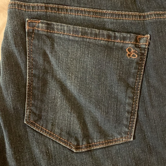 Jessica Simpson Bootcut Dark Wash Jeans Size 16W - Picture 5 of 5